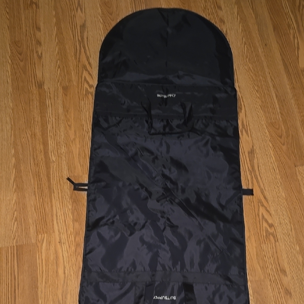 Suitsupply Black Quilted Travel Bag Luggage